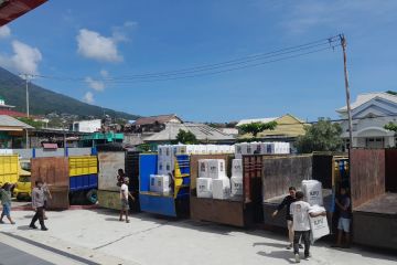 KPU pastikan distribusi logistik pemilu di Ternate aman dan lancar