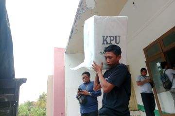 KPU Lombok Tengah mulai distribusikan logistik pemilu 2024