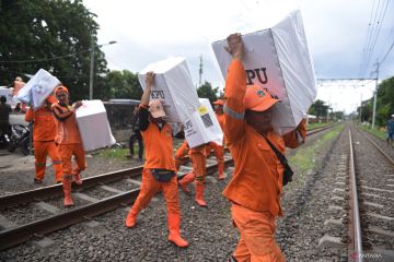Meski sebagian kebanjiran, semua TPS di Jakpus selesaikan pencoblosan