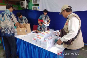 TPS Surya Paloh belum mulai pencoblosan