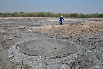 Bleduk Kuwu, asinnya garam dari perut bumi