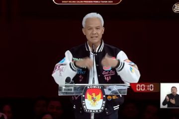 Ganjar: Pemerintah jangan takut dikritik budayawan dan seniman