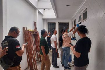 Televisi 32 inci hilang, pencuri bobol rumah pemenangan Prabowo-Gibran