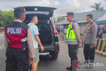 Polisi pulangkan seorang perempuan di Gilimanuk