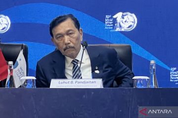 Luhut sebut Elon Musk senang bertemu Prabowo di sela World Water Forum