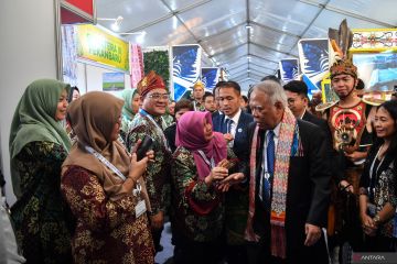 Menteri PUPR kunjungi pameran World Water Forum ke-10