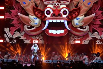 Melasti Water Carnival ramaikan malam World Water Forum ke-10