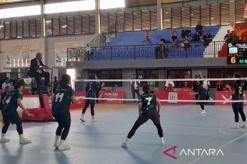Sepak takraw PON XXI nomor beregu mulai dipertandingkan