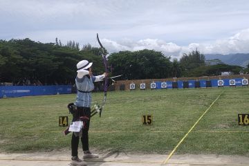 Dua srikandi Indonesia bertemu dalam final panahan recurve putri