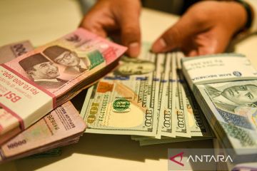 Rupiah pada Jumat menguat jadi Rp16.445 per dolar AS