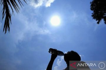 Waspadai suhu panas maksimum hingga 34 derajat