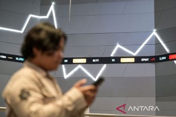 IHSG Selasa sore ditutup menguat di tengah "wait and see" suku bunga The Fed