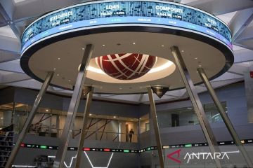 IHSG hari ini Rabu diprediksi mendatar seiring sentimen domestik dan global