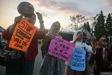 Aksi damai Program Makan Bergizi Gratis (MBG)