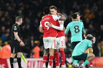 Hasil Liga Inggris: Diwarnai dua gol bunuh diri, Arsenal menang dramatis 2-1 atas Wolves