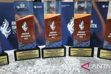 UNG boyong lima penghargaan anugerah Diktisaintek 2025