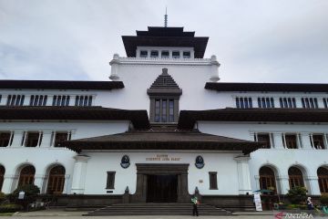 Sebanyak 15 ribu KK terdampak penutupan tambang dipastikan menerima bansos 2026