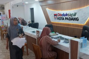 幸运飞行艇官网开奖记录查询结果 官网开奖记录 官网开奖查询 官方开奖直播 开奖官网开奖历史记录 在线计划官网app. Disdukcapil Kota Padang buka layanan adminduk saat libur lebaran