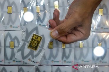 Sabtu (07/02/2026) hari ini, Harga emas Antam naik ke Rp2,92 juta/gram