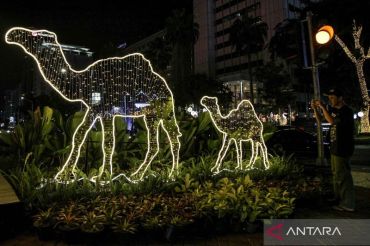 Jakarta Light Festival 2026 tampilkan beragam lampu hias untuk sambut bulan Ramadhan