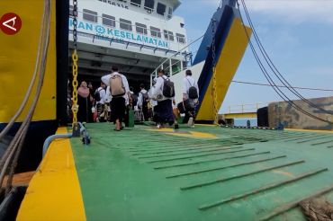 Sambut Ramadhan, santri Madura pulang gratis dilepas Wabup Situbondo