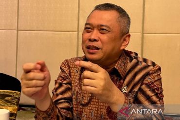 Menhub: Pergerakan angkutan Lebaran 2026 diproyeksi turun 1,7 persen.
