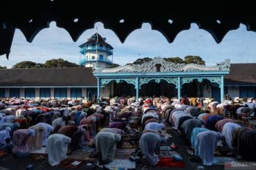 Pelaksanaan shalat Idul Fitri di sejumlah wilayah tanah air