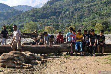 Persiapan tradisi Meugang penyintas bencana di Gayo Lues Aceh