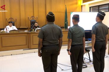 Dua terdakwa pembunuh Kacab bank dituntut pecat dari TNI
