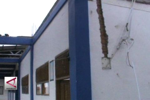 Puting Beliung rusak puluhan rumah warga