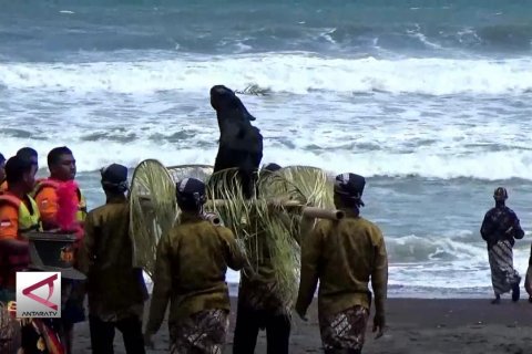Dongkrak kunjungan wisata melalui Kirab Budaya 1 Suro