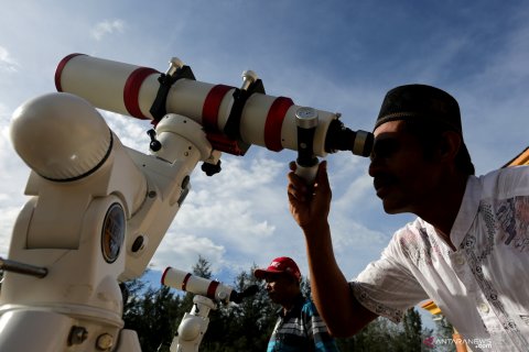 Rukyatul Hilal penanda awal Ramadhan di berbagai daerah