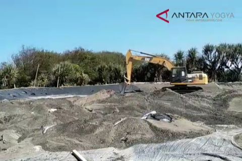 VIDEO: Penertiban tambak udang