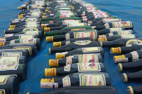 Polres Mesuji musnahkan ratusan botol minuman keras