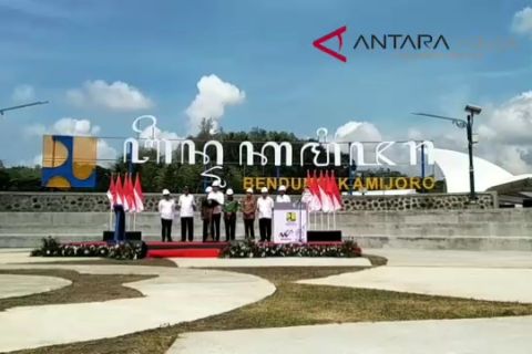 VIDEO: Presiden Jokowi resmikan Bendung Kamijoro