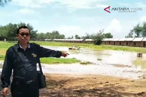 VIDEO: Komisi IV: lokasi relokasi pedagang Pantai Glagah tidak layak