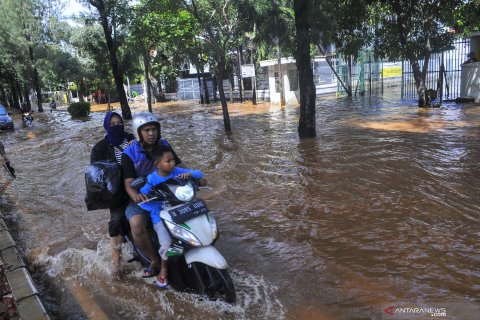 Banjir Jakarta sangat pengaruhi elektabilitas Anies Baswedan