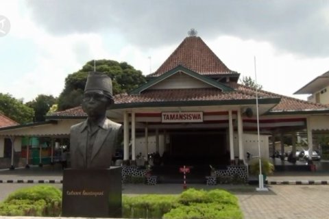 Mengenal Ki Hajar Dewantara, sang bapak pendidikan