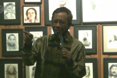 Mahfud MD: Tidak perlu panik, resesi ekonomi bukan krisis