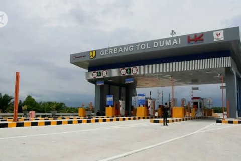 Gubernur Riau imbau pengguna jalan tol patuhi batas kecepatan