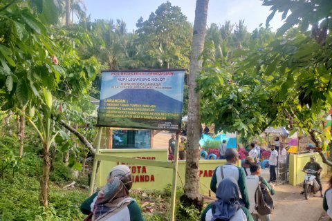 Wisata hutan di Lampung