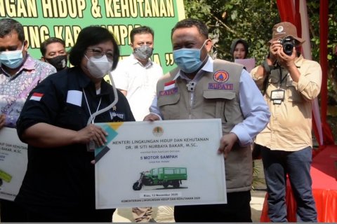 Menteri LHK resmikan Kebun Bibit Desa di Kampar Riau