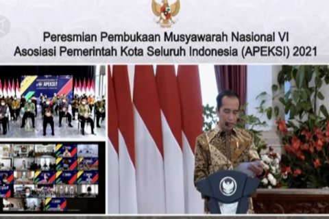 Presiden minta Pemda perbanyak program padat karya 