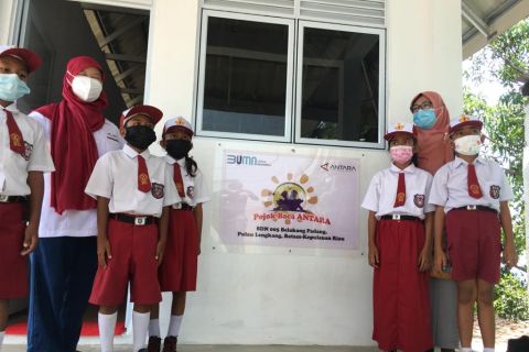 Pojok baca Antara di Pulau Lengkang