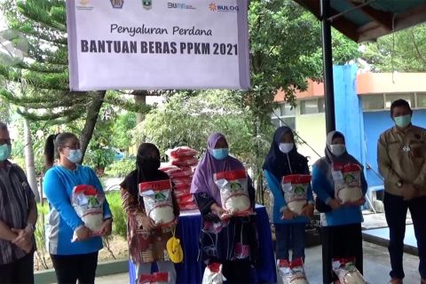 Bulog Sumbar mulai distribusikan bantuan beras