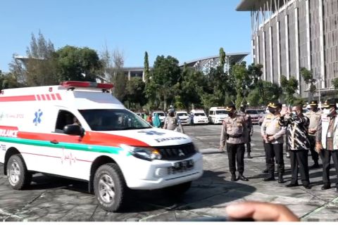 Riau kerahkan 60 ambulans jemput 445 pasien COVID-19