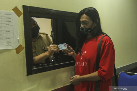 Bantu akses layanan publik, Kemendagri buatkan KTP Elektronik untuk transgender