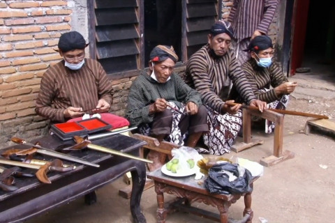 Ritual jamasan pusaka masyarakat adat Gunungkidul