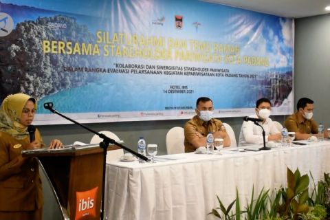 Padang kembangkan aplikasi SIDETA permudah wisatawan