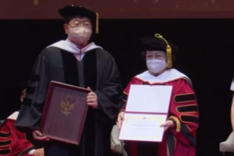 Presiden ke-5 RI terima gelar profesor dari SIA Korsel